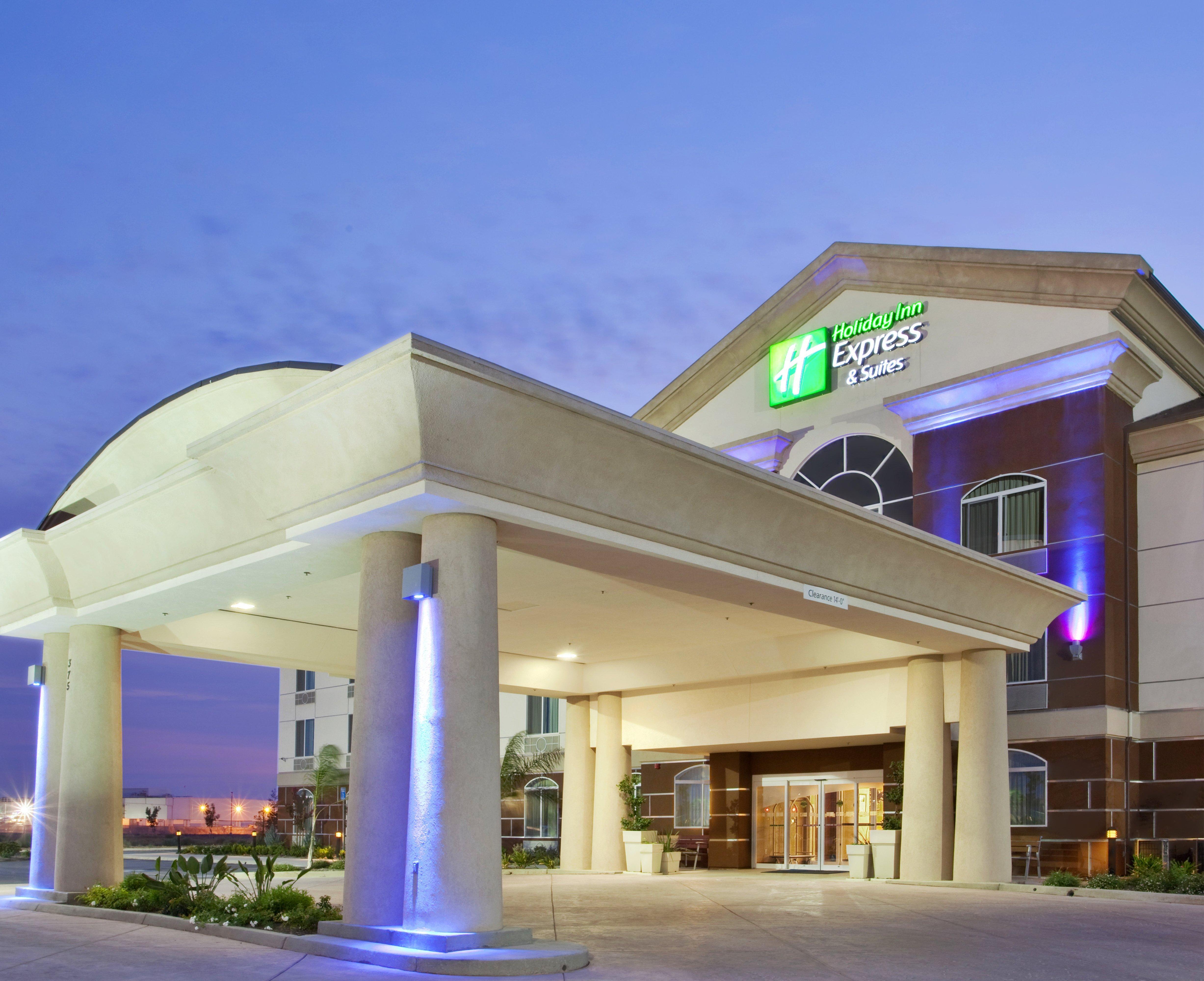 Holiday Inn Express & Suites Dinuba West By Ihg Eksteriør billede